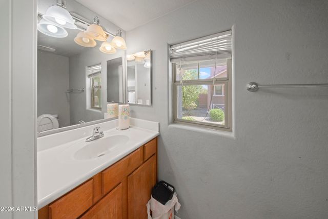 272 S ELISEO FELIX JR Way, Avondale, AZ 85323