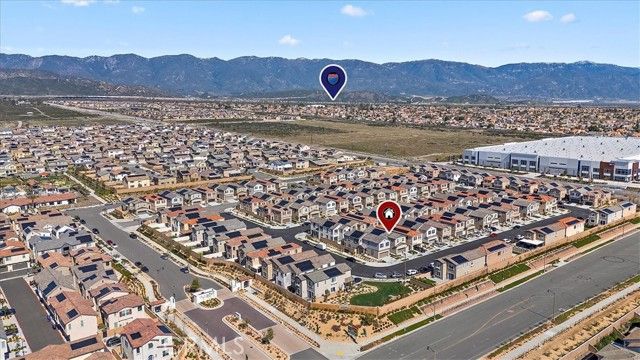 16728 Grapefruit Lane, Fontana, CA 92336