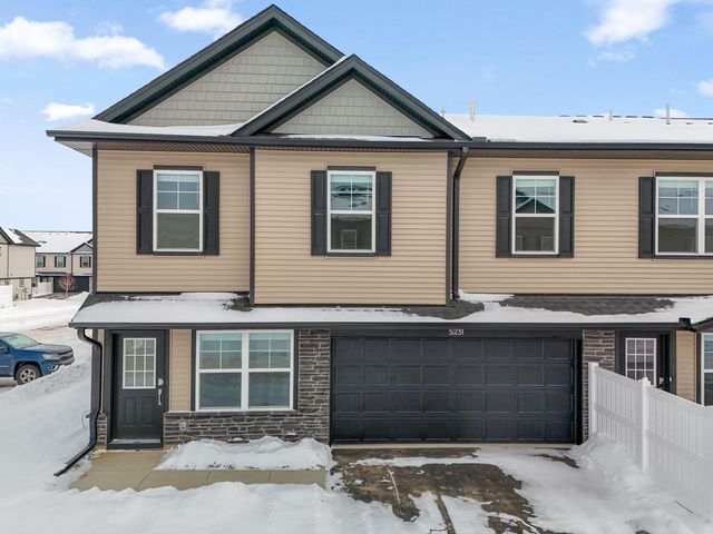 5231 Long Pointe Pass, Woodbury, MN 55129