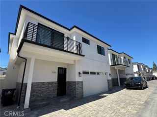 7105 N Dylan Court, Reseda (los Angeles), CA 91335