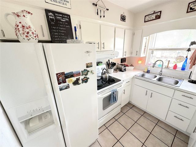 4146 NW 30TH TERRACE, Gainesville, FL 32605