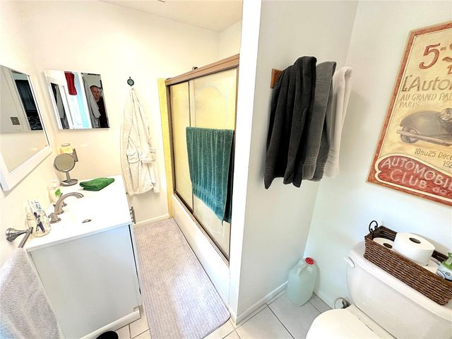 4146 NW 30TH TERRACE, Gainesville, FL 32605