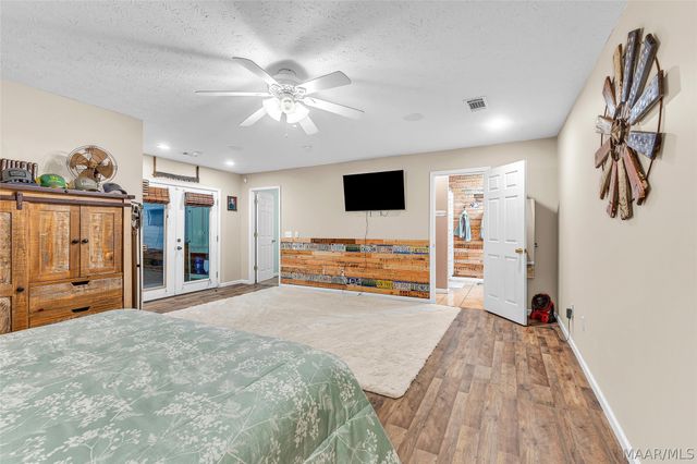 206 Larry Street, Prattville, AL 36067