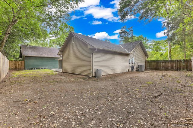 206 Larry Street, Prattville, AL 36067