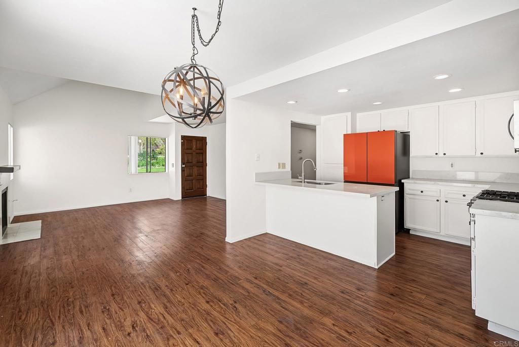 Image 13 of property listing at 321 N Melrose C, Vista, CA 92083