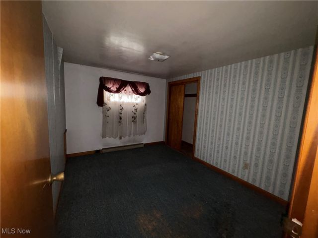 3858 Easton Street NE, Canton, OH 44721