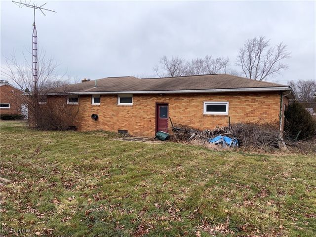 3858 Easton Street NE, Canton, OH 44721