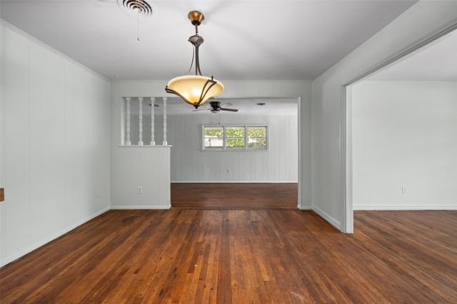 4406 Wayne Court S, Haltom City, TX 76117