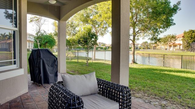 9911 S Miralago Way, Parkland, FL 33076