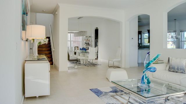 9911 S Miralago Way, Parkland, FL 33076