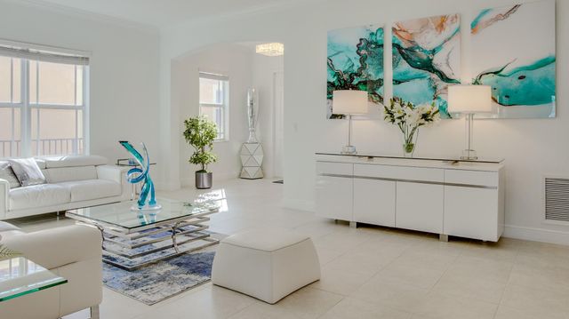 9911 S Miralago Way, Parkland, FL 33076