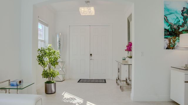 9911 S Miralago Way, Parkland, FL 33076