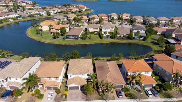 9911 S Miralago Way, Parkland, FL 33076