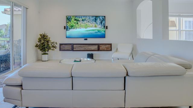 9911 S Miralago Way, Parkland, FL 33076