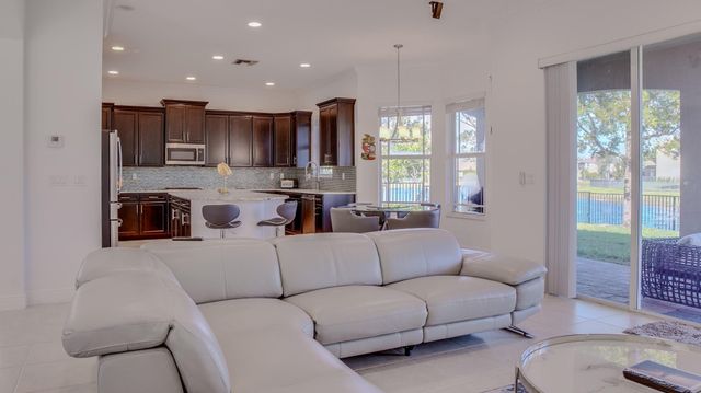 9911 S Miralago Way, Parkland, FL 33076