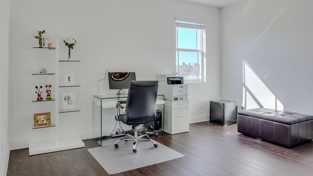 9911 S Miralago Way, Parkland, FL 33076