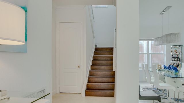 9911 S Miralago Way, Parkland, FL 33076