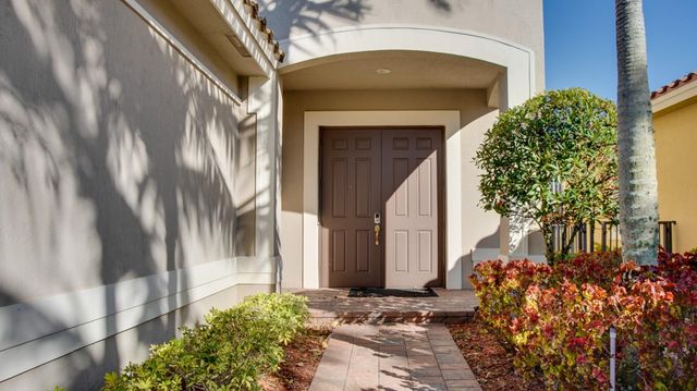 9911 S Miralago Way, Parkland, FL 33076