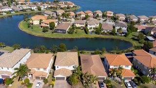 9911 S Miralago Way, Parkland, FL 33076