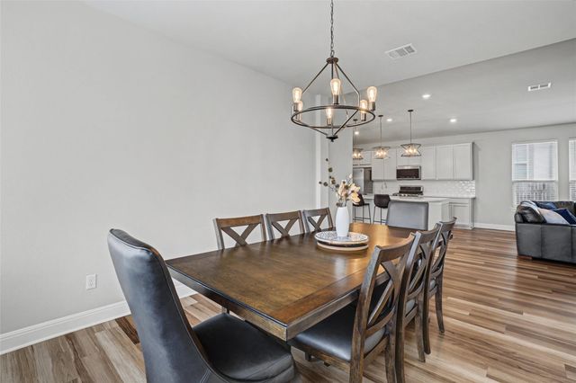 132 Birkshire DR, Georgetown, TX 78626