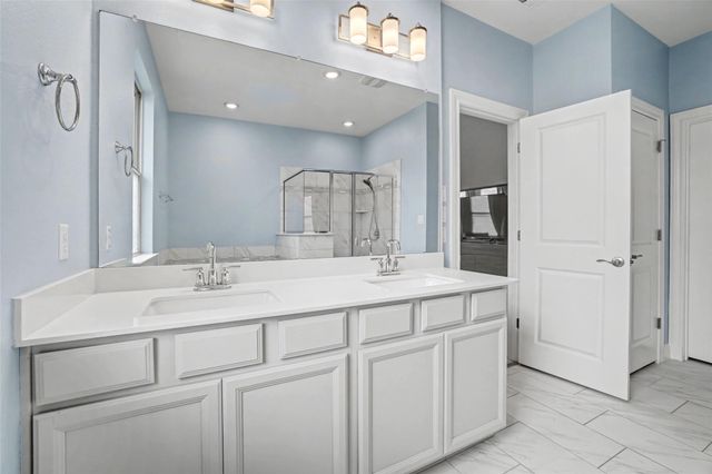 132 Birkshire DR, Georgetown, TX 78626