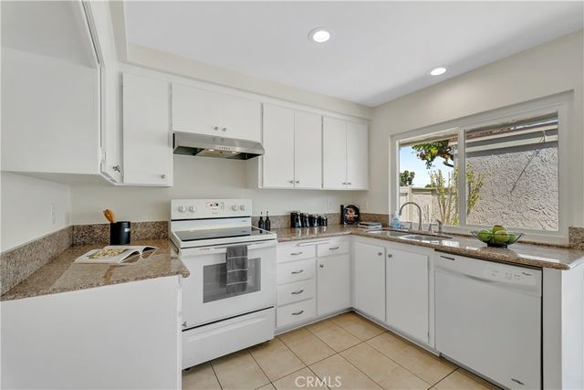 5371 Victoria Place, Westminster, CA 92683