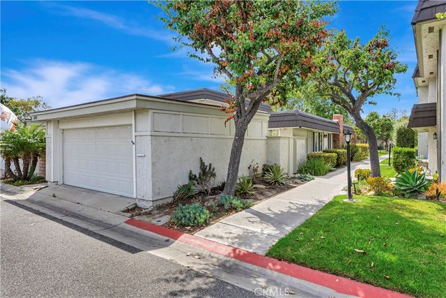 5371 Victoria Place, Westminster, CA 92683