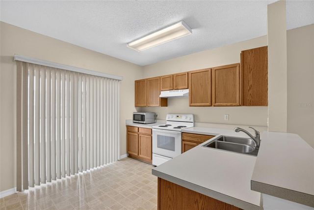 6134 OSPREY LAKE CIRCLE, Riverview, FL 33578