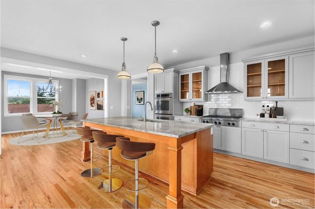 2790 Chambers Bay Drive, Steilacoom, WA 98388