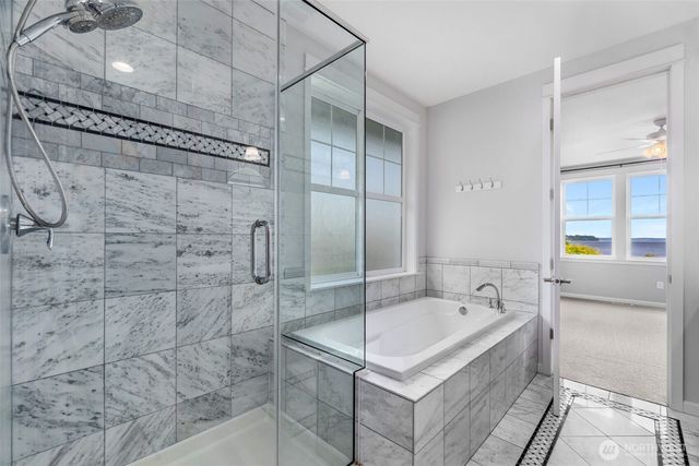 2790 Chambers Bay Drive, Steilacoom, WA 98388