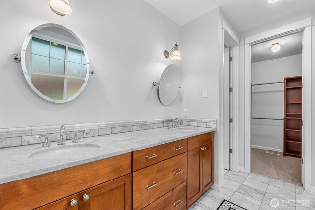 2790 Chambers Bay Drive, Steilacoom, WA 98388