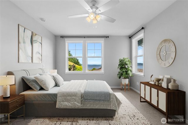 2790 Chambers Bay Drive, Steilacoom, WA 98388