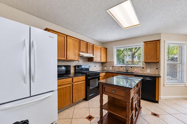 2616 Oakwood Glen DR, Cedar Park, TX 78613