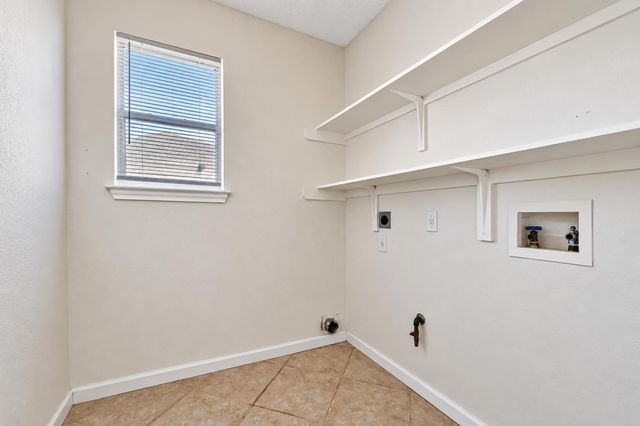 2616 Oakwood Glen DR, Cedar Park, TX 78613