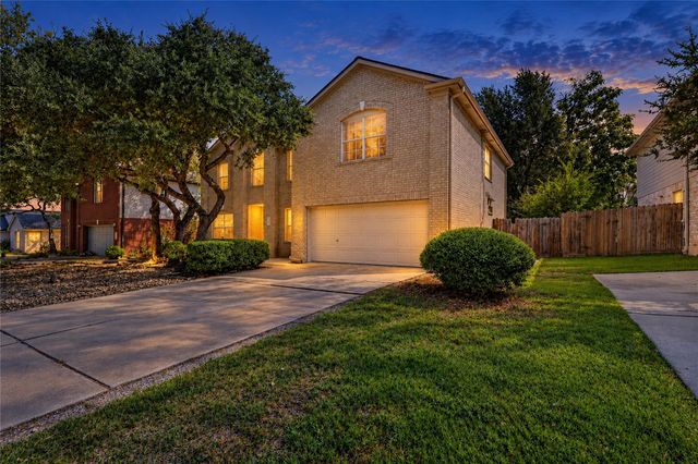 2616 Oakwood Glen DR, Cedar Park, TX 78613