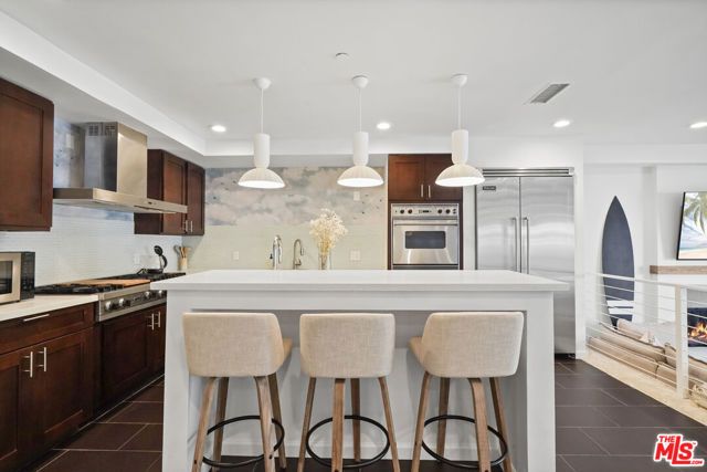 9842 Portola Drive, Beverly Hills, CA 90210