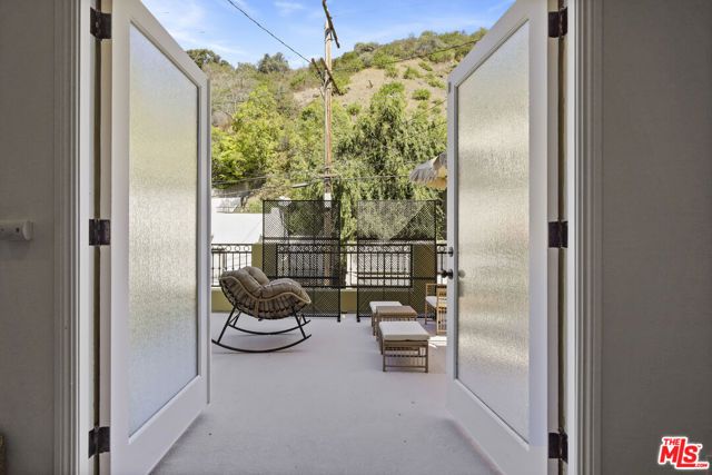 9842 Portola Drive, Beverly Hills, CA 90210