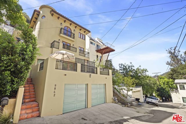 9842 Portola Drive, Beverly Hills, CA 90210