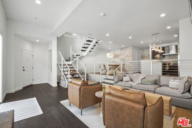 9842 Portola Drive, Beverly Hills, CA 90210