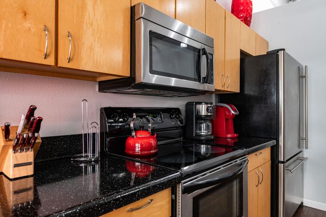 600 Central Avenue SW 3F, Albuquerque, NM 87102