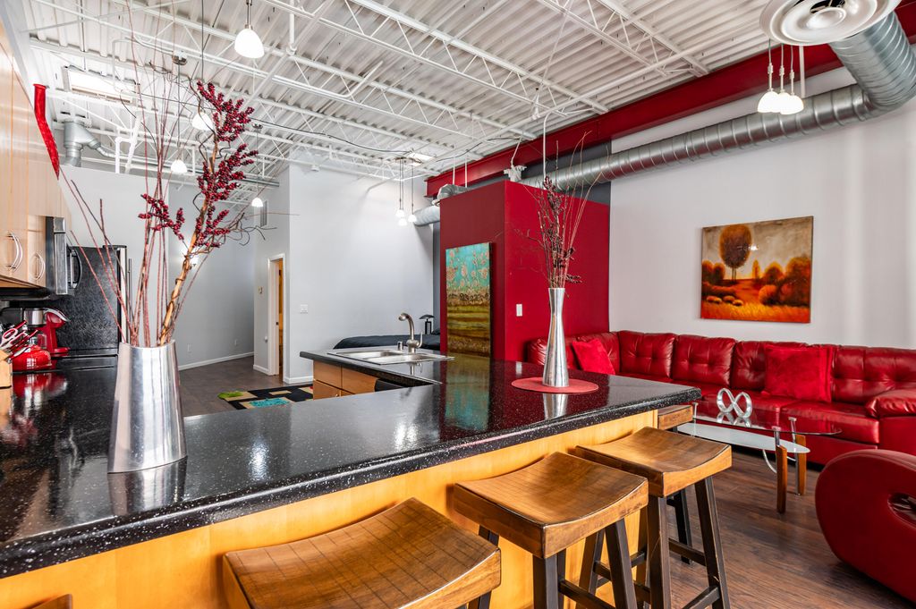 600 Central Avenue SW 3F, Albuquerque, NM 87102