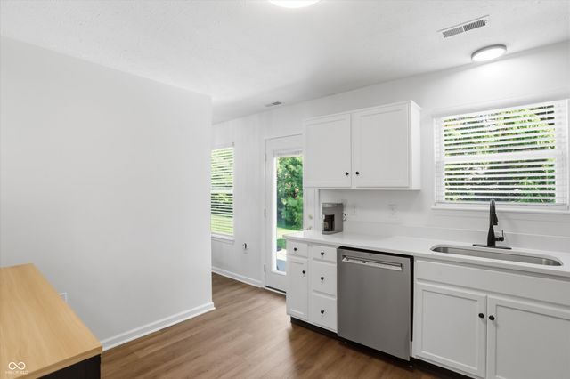 10632 Ashview Drive, Fishers, IN 46038