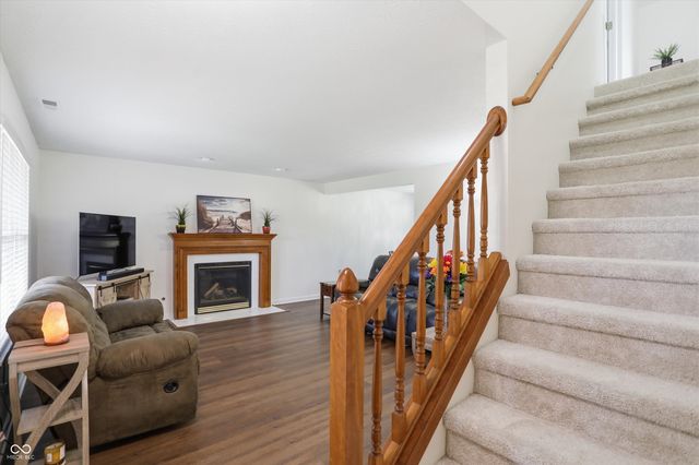 10632 Ashview Drive, Fishers, IN 46038