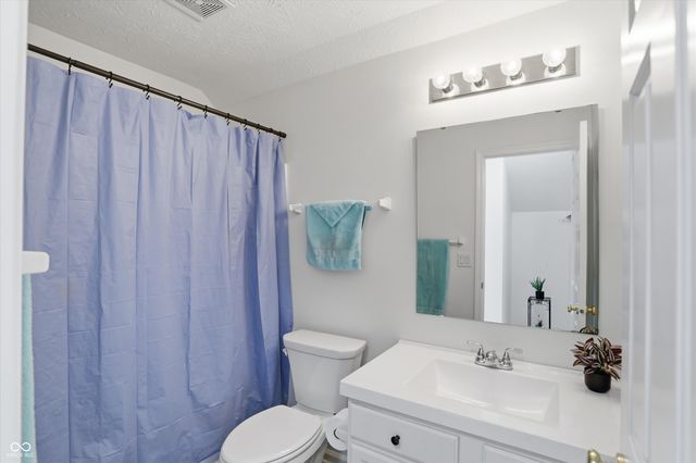 10632 Ashview Drive, Fishers, IN 46038