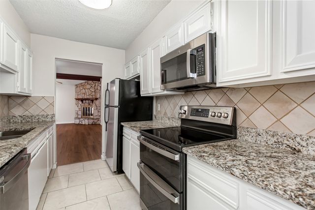 5612 Harvest Hill Road, Dallas, TX 75230