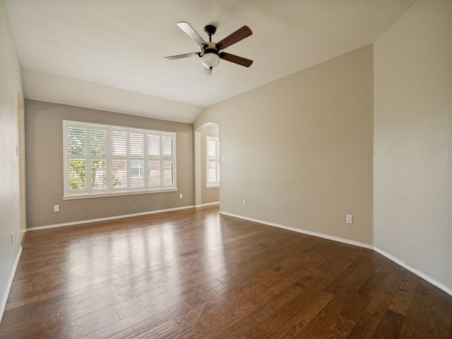 317 Long Prairie Drive, Forney, TX 75126