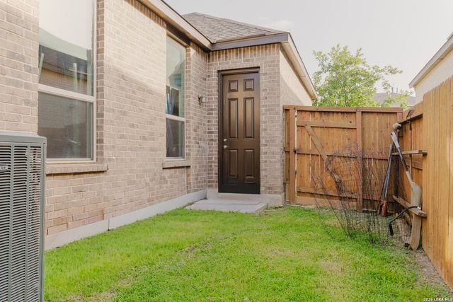12184 Tower Forest, San Antonio, TX 78253