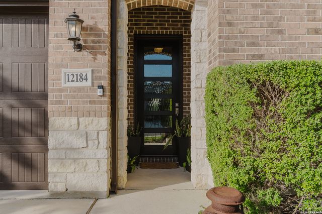 12184 Tower Forest, San Antonio, TX 78253