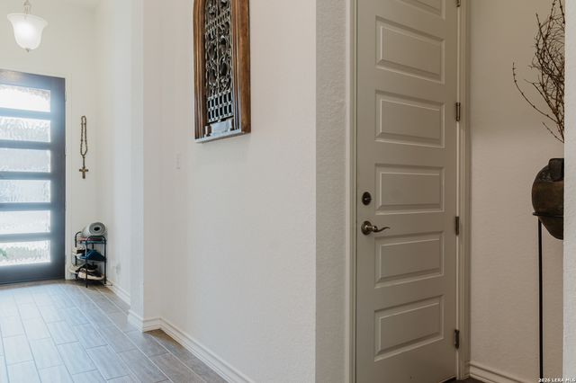 12184 Tower Forest, San Antonio, TX 78253
