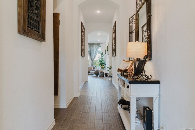 12184 Tower Forest, San Antonio, TX 78253
